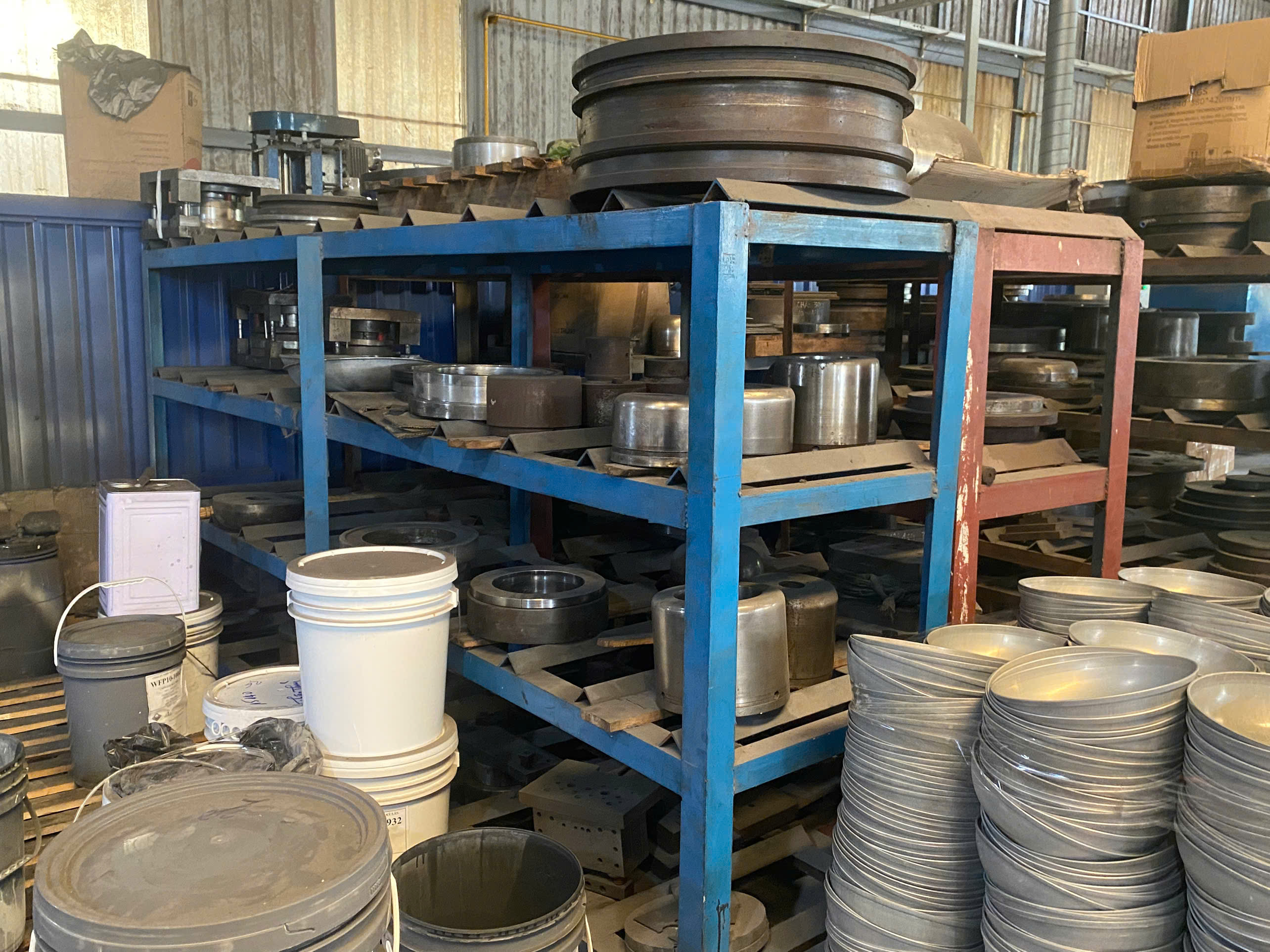 Mold shelf 2.jpg